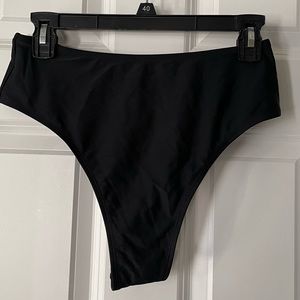 NWOT Women’s Black Thong Bikini, Medium